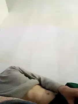 Snapshot of zbidoti chatting on 03/08/25, 02:51 zbidoti online show from 03/08/25, 02:51