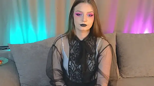 Snapshot of monicaerotic chatting on 02/02/26, 02:32 monicaerotic online show from 02/02/26, 02:32