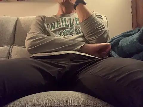 Snapshot of Simon_76 chatting on 10/05/25, 08:07 Simon 76 online show from 10/05/25, 08:07