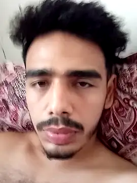 Snapshot of MATANAN31 chatting on 10/11/25, 10:47 MATANAN31 online show from 10/11/25, 10:47