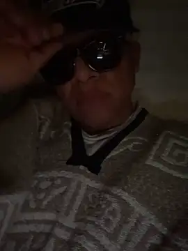 Snapshot of flores6cachondo9 chatting on 12/03/25, 01:31 flores6cachondo9 online show from 12/03/25, 01:31