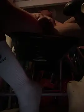 Snapshot of flores6cachondo9 chatting on 12/20/25, 12:23 flores6cachondo9 online show from 12/20/25, 12:23