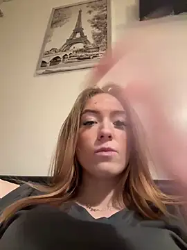Lottie-Lavish22 online show from 03/21/25, 06:51