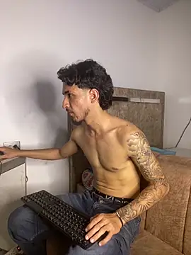 Snapshot of Zayn_kane chatting on 03/01/26, 08:44 Zayn kane online show from 03/01/26, 08:44