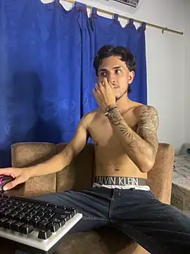 Snapshot of Zayn_kane chatting on 03/07/26, 01:24 Zayn kane online show from 03/07/26, 01:24