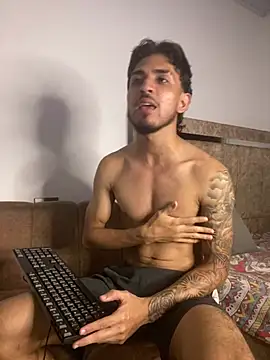 Snapshot of Zayn_kane chatting on 04/05/26, 12:41 Zayn kane online show from 04/05/26, 12:41