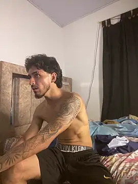Snapshot of Zayn_kane chatting on 05/03/26, 02:06 Zayn kane online show from 05/03/26, 02:06