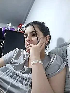 Seet Hanna online show from 10/14/25, 04:35