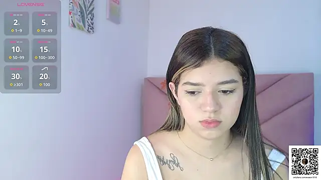 Snapshot of eva_sin18 chatting on 11/08/25, 11:03 eva sin18 online show from 11/08/25, 11:03