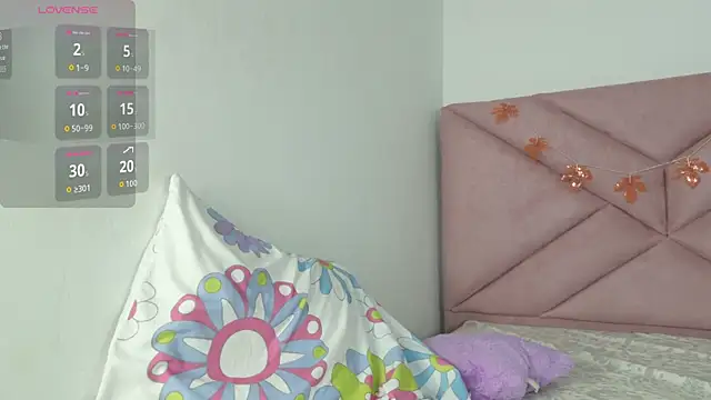 Snapshot of eva_sin18 chatting on 11/23/25, 03:01 eva sin18 online show from 11/23/25, 03:01