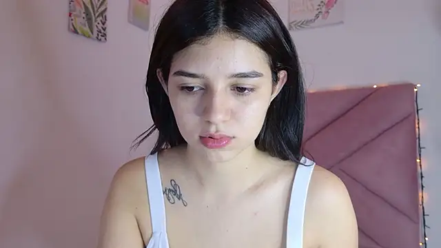Snapshot of eva_sin18 chatting on 02/12/26, 11:11 eva sin18 online show from 02/12/26, 11:11
