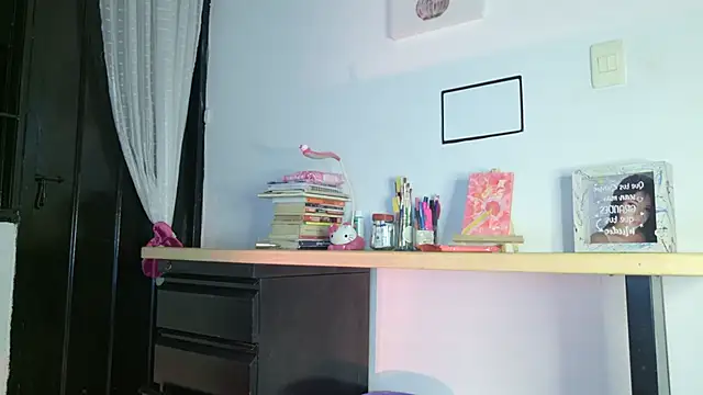 Snapshot of eva_sin18 chatting on 06/04/26, 11:55 eva sin18 online show from 06/04/26, 11:55