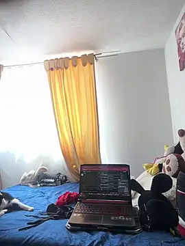 VictoriaGerard Pink online show from 11/21/25, 04:05