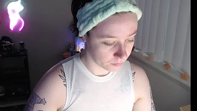 kaisavoid online show from 10/24/25, 05:31