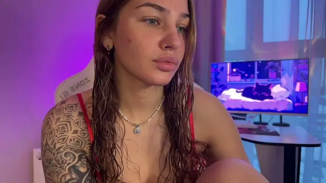 Anna Six online show from 11/23/25, 02:22