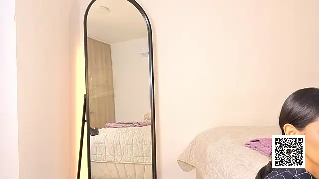 sweetlittlevenus online show from 10/05/25, 07:56