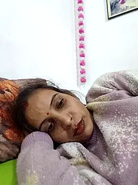 Hotty-Nidhi online show from 12/03/25, 03:10