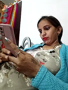Hotty-Nidhi online show from 02/09/26, 03:27