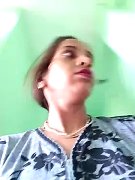 Hotty-Nidhi online show from 07/15/26, 02:17
