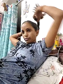 Hotty-Nidhi online show from 07/24/26, 03:54