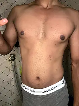 Snapshot of HARSHHU01 chatting on 09/18/25, 11:56 HARSHHU01 online show from 09/18/25, 11:56