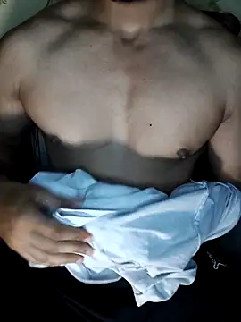 Snapshot of HARSHHU01 chatting on 10/06/25, 05:10 HARSHHU01 online show from 10/06/25, 05:10