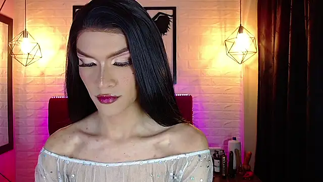 agatha rodriguez online show from 10/01/25, 02:01