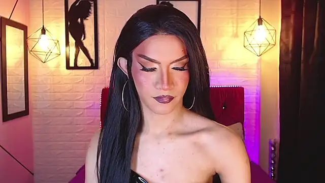 agatha rodriguez online show from 06/06/26, 12:54