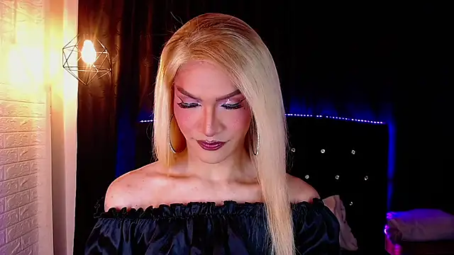 agatha rodriguez online show from 07/26/26, 02:20