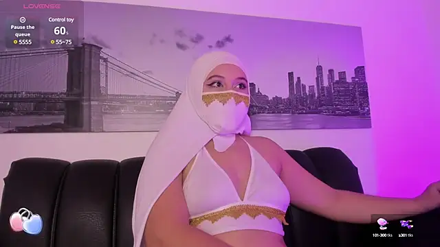 Leila Saadi online show from 03/17/25, 12:25