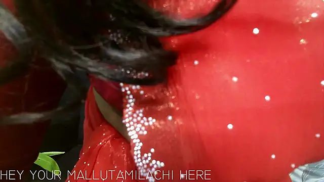 Snapshot of mallutamizhachi chatting on 10/19/25, 04:40 mallutamizhachi online show from 10/19/25, 04:40