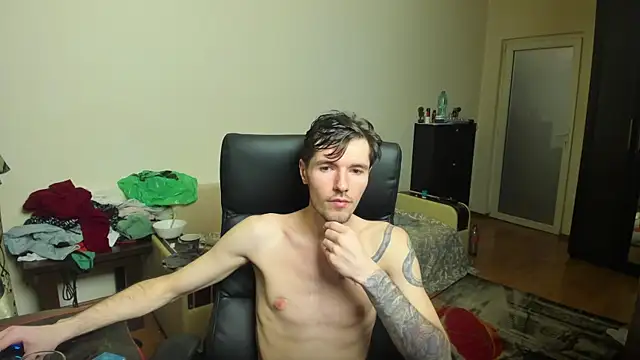 Snapshot of JustinPorno chatting on 11/05/25, 06:52 JustinPorno online show from 11/05/25, 06:52