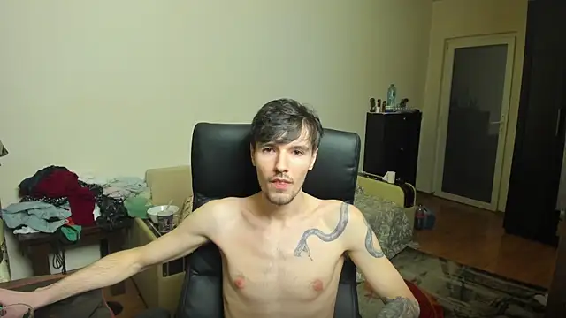 Snapshot of JustinPorno chatting on 11/08/25, 11:36 JustinPorno online show from 11/08/25, 11:36