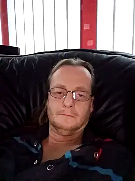 Snapshot of namorreyeb1 chatting on 12/24/24, 03:05 namorreyeb1 online show from 12/24/24, 03:05