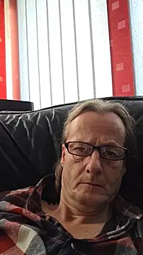 Snapshot of namorreyeb1 chatting on 10/30/25, 10:16 namorreyeb1 online show from 10/30/25, 10:16