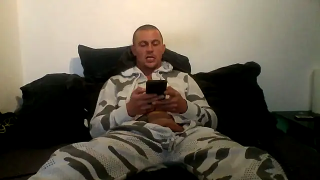 GermanAnonymxh online show from 11/08/25, 02:23