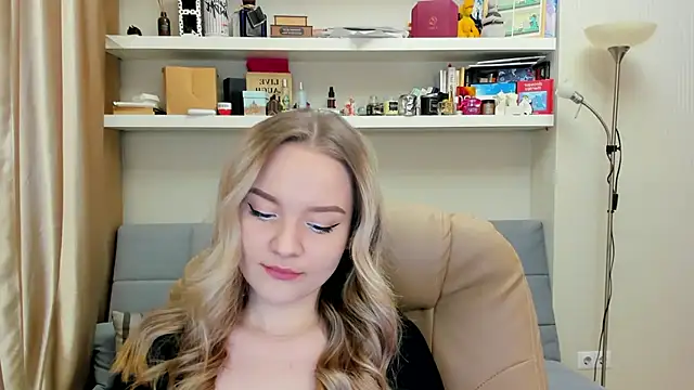 Kara Smith  online show from 01/29/25, 11:35