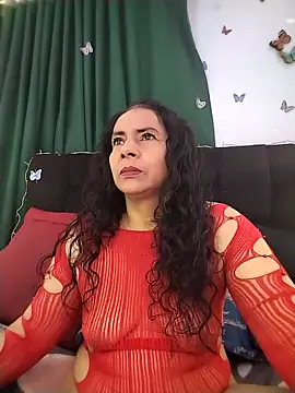 AlexaNovoa  online show from 11/12/25, 12:55