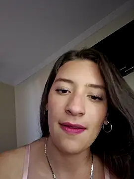 HOLY DOLL online show from 10/15/25, 10:10