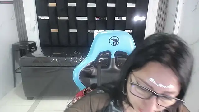 Snapshot of valeria_a1 chatting on 10/29/25, 03:14 valeria a1 online show from 10/29/25, 03:14