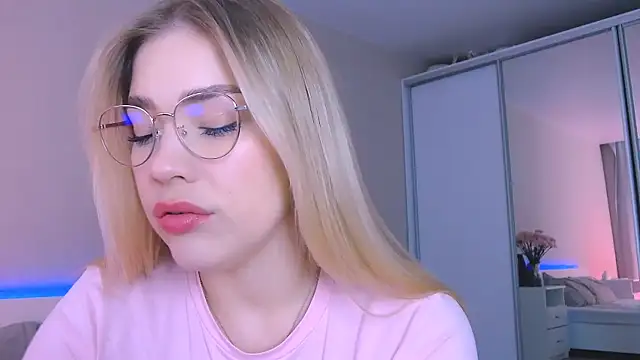 DIANAxxxDIAMOND online show from 10/11/25, 08:13