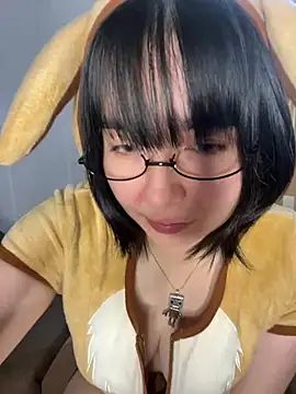 Snapshot of shuchan0510 chatting on 03/22/25, 05:09 shuchan0510 online show from 03/22/25, 05:09