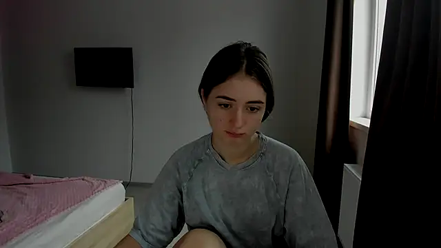 LilyHaart online show from 11/29/25, 06:49