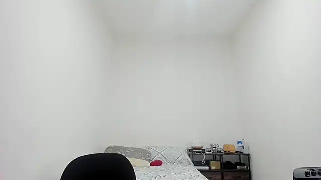 megan milf79 online show from 10/12/25, 06:07