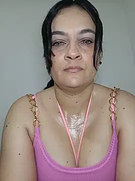 megan milf79 online show from 07/08/26, 03:27