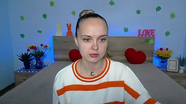 KhaleesiMoon online show from 03/14/25, 07:01