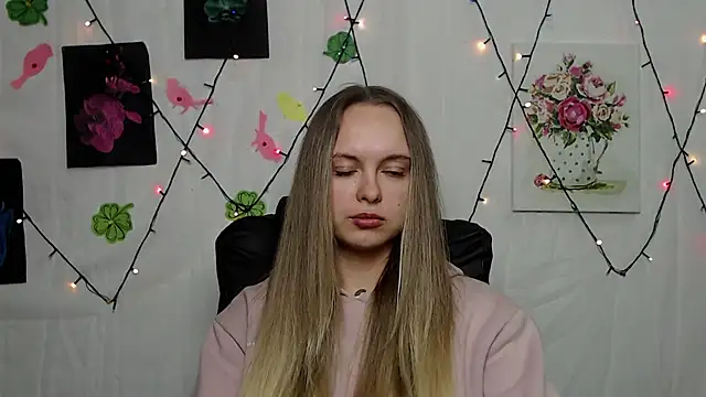 KhaleesiMoon online show from 03/19/25, 05:06
