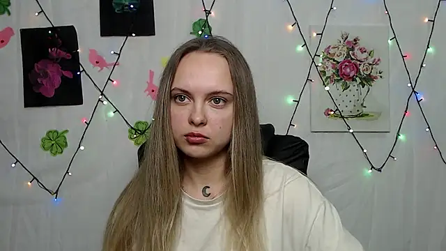 KhaleesiMoon online show from 03/19/25, 08:11