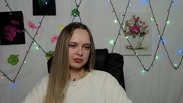 KhaleesiMoon online show from 03/20/25, 02:19