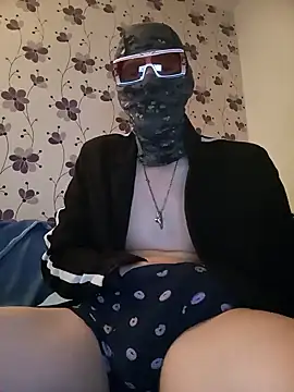ThePython666 online show from 03/11/25, 12:22